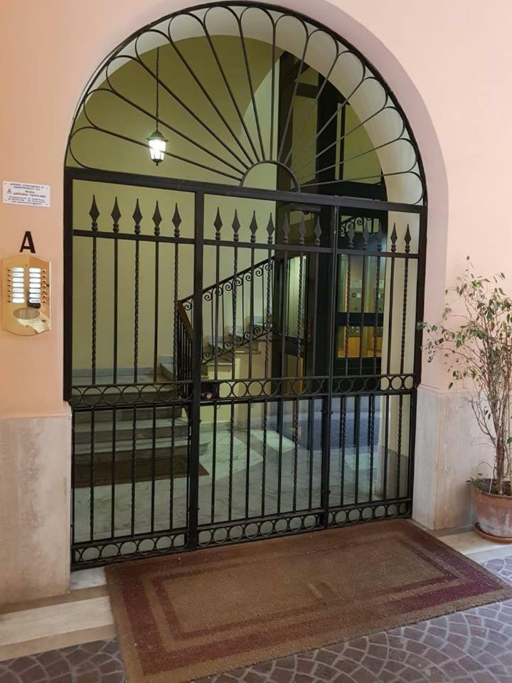 Appartamento Privato Simone Rome Exterior photo